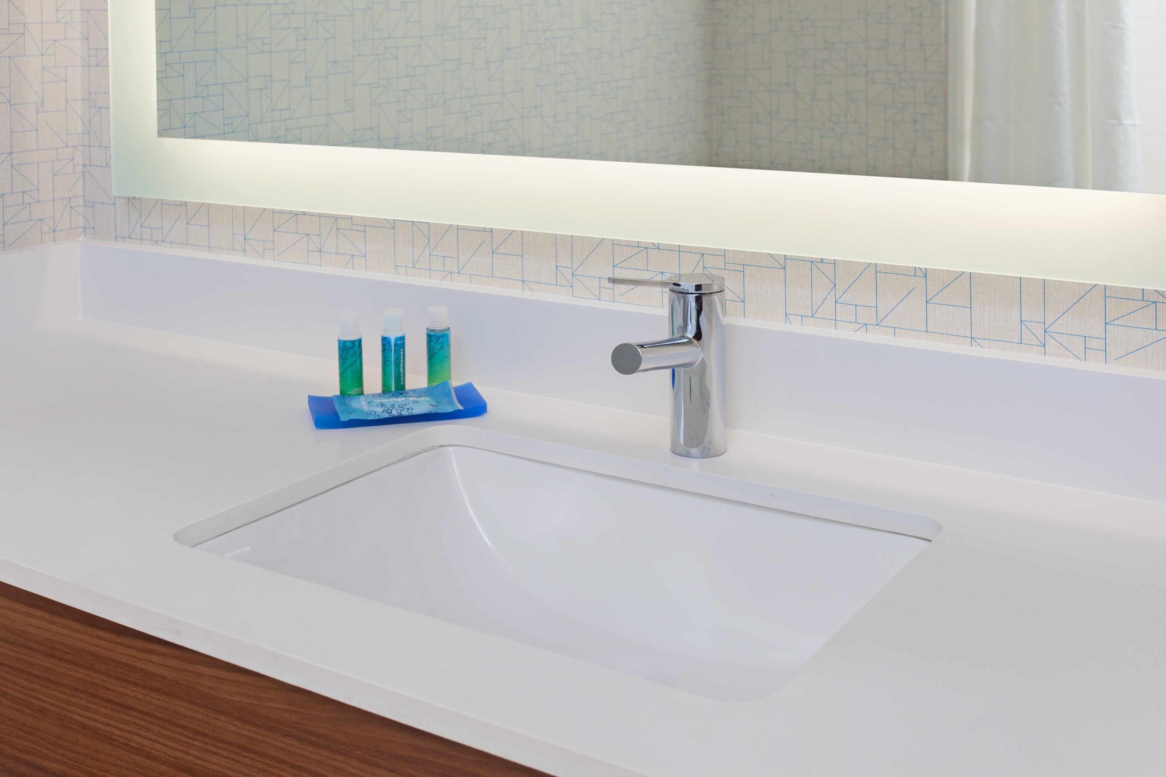 Holiday Inn Express Elk Grove West I-5 By Ihg Εξωτερικό φωτογραφία